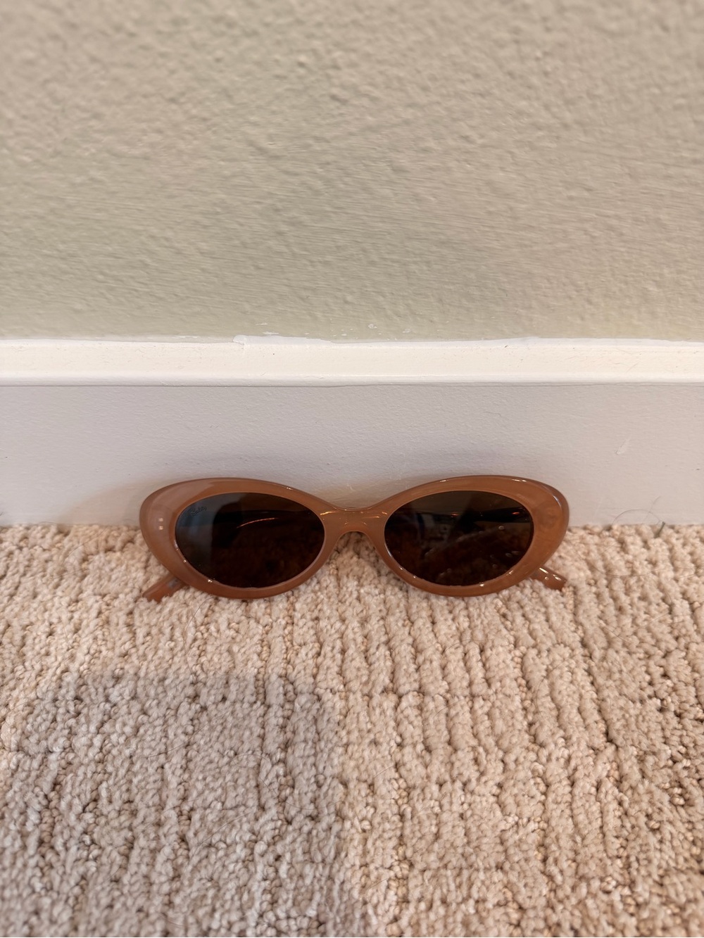 Reality Retro Oval Sunglasses